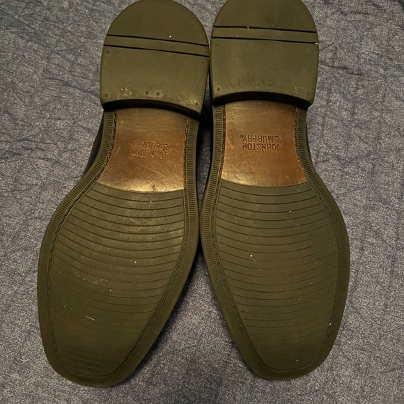 Black Johnston & Murphy loafers - 10.5 - Picture 2 of 3